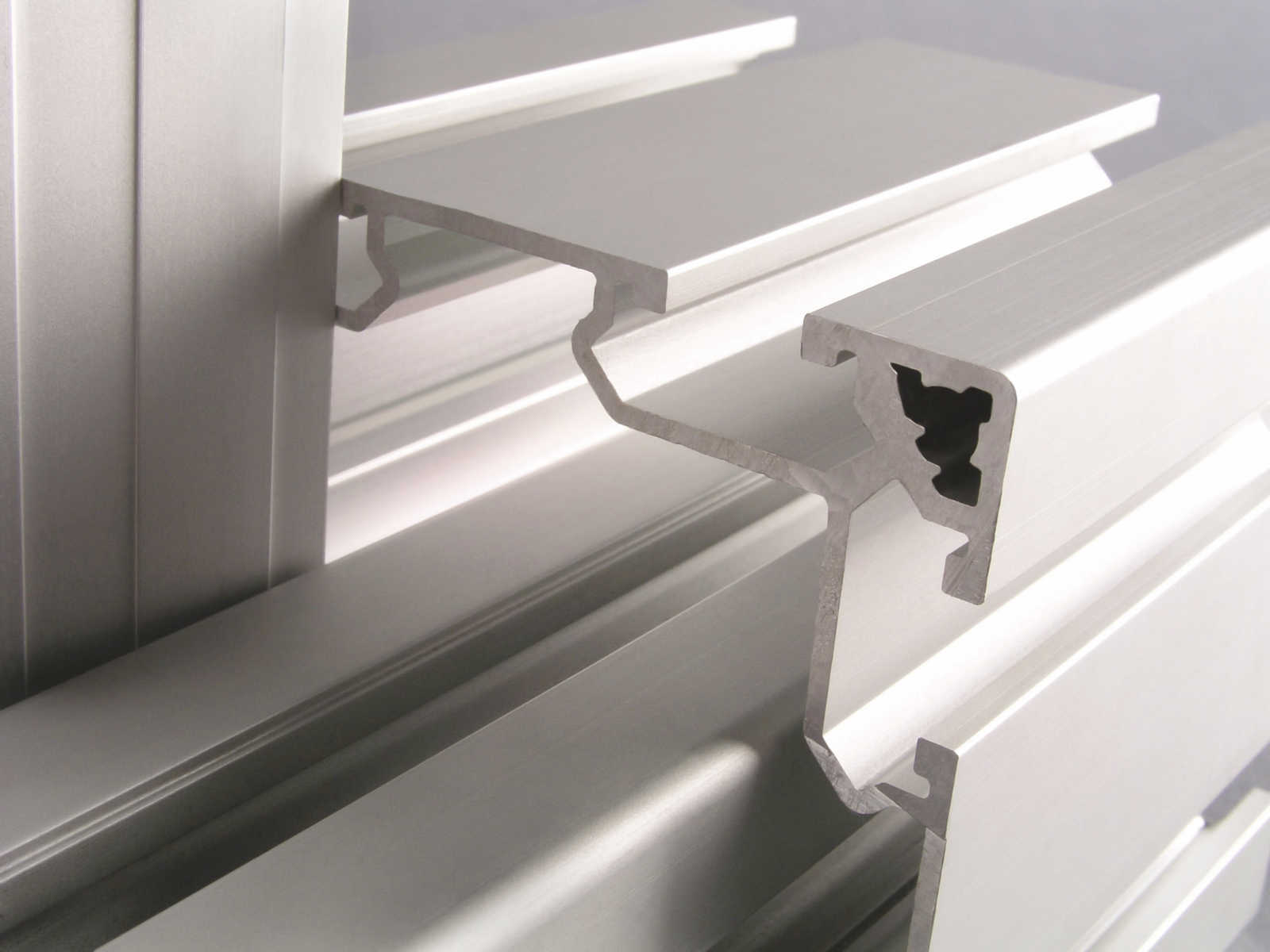 RHODIUS_det_materials_profile_non-ferrous.png