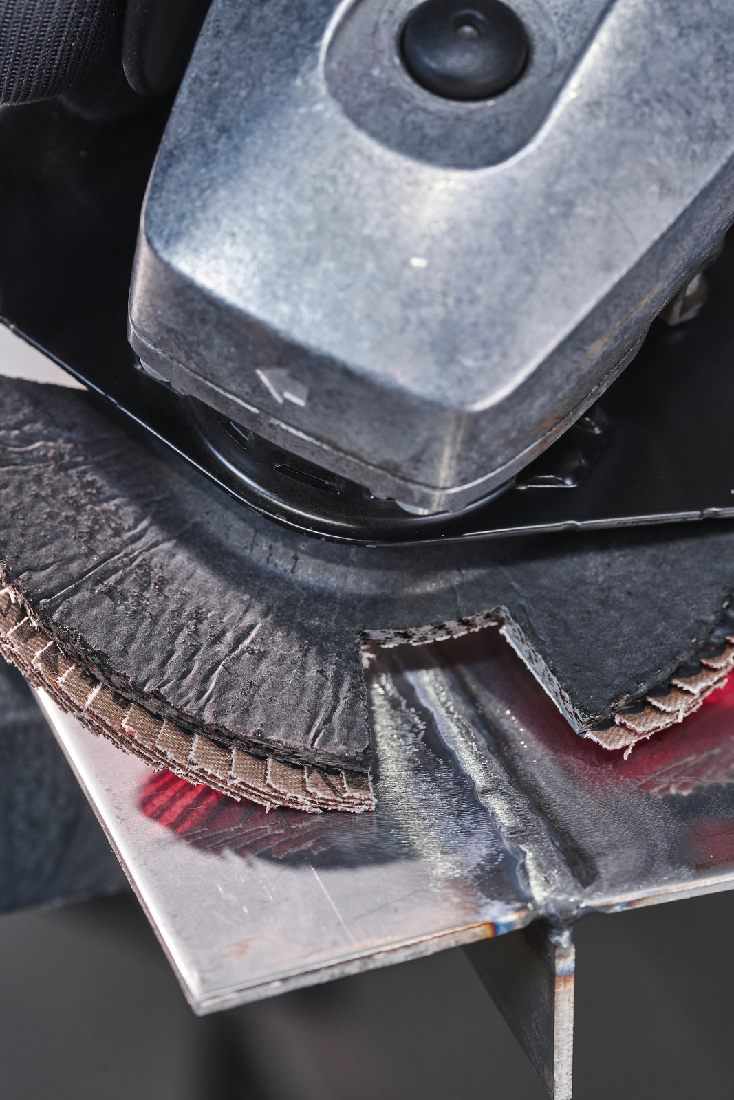 RHODIUS_sec_GRINDING_POLISHING_VISIONSPEED_FlapDisc_STAINLESSSTEEL (24).png